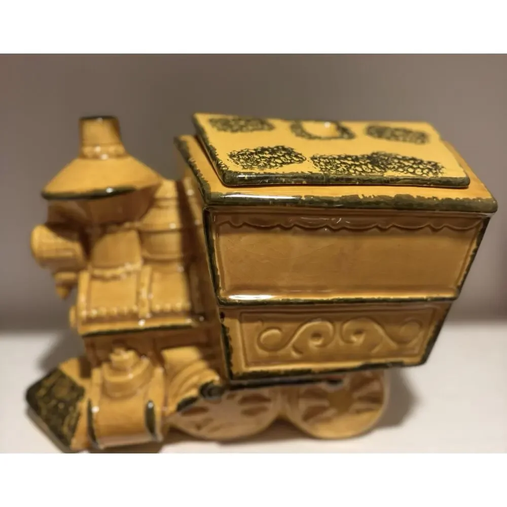 Vtg 1962 McCoy Train Engine Cookie Jar - USA Glaze Locomotive #207 Excellent